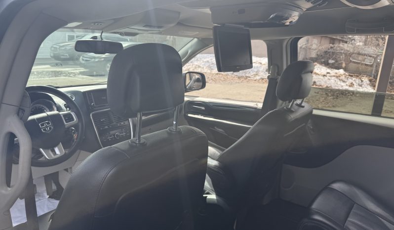 2016 Dodge Grand Caravan Crew Plus full