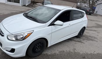2015 Hyundai ACCENT GL full