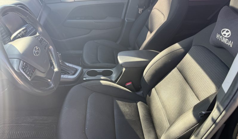 2018 Hyundai ELANTRA GL SE full