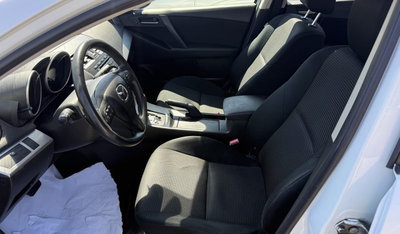 2013 Mazda  Mazda  3 GX full