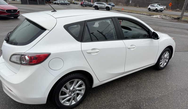 2013 Mazda  Mazda  3 GX full