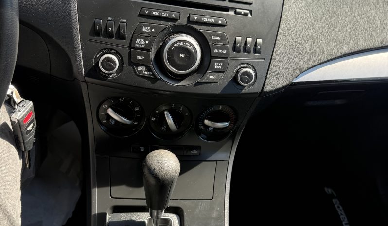 2013 Mazda  Mazda  3 GX full