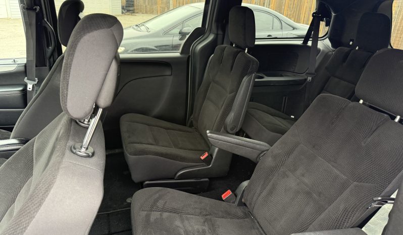 2019 Dodge Grand Caravan SXT full