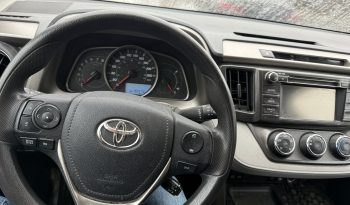2013 Toyota RAV 4 LE full