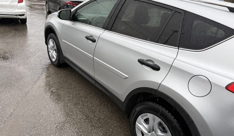 2013 Toyota RAV 4 LE full