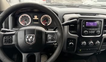 2016 Ram 1500 4wd crew cab 140.5″ st full