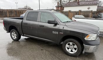 2016 Ram 1500 4wd crew cab 140.5″ st full