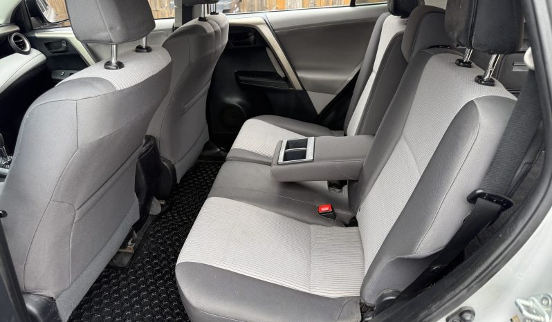 2013 Toyota RAV 4 LE full