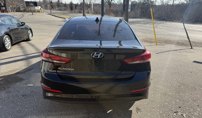 2018 Hyundai ELANTRA GL SE full