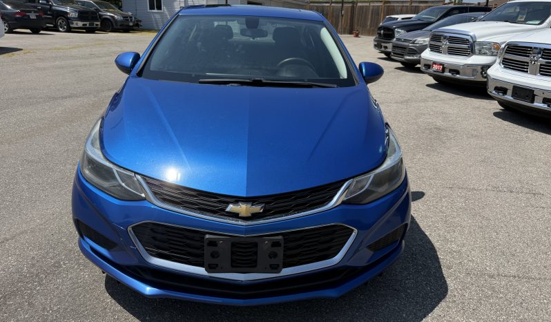 2018 Chevrolet Cruze LT full
