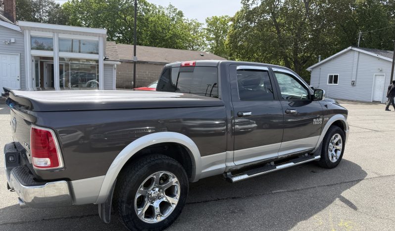 2016 RAM 1500 Laramie full