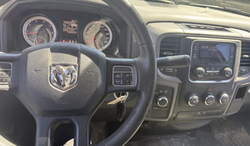 2016 RAM 1500 ST full