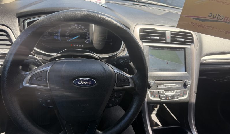 2017 Ford Fusion SE full