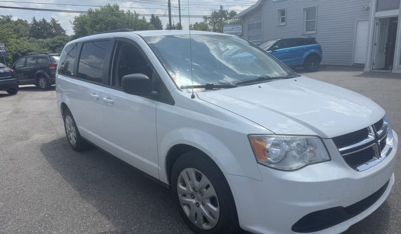 2019 Dodge Grand Caravan SXT full