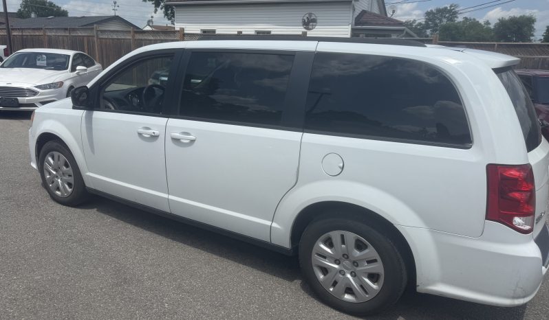 2019 Dodge Grand Caravan SXT full
