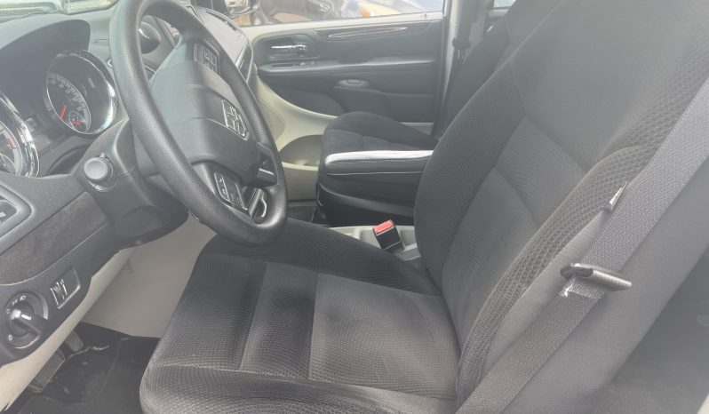 2019 Dodge Grand Caravan SXT full