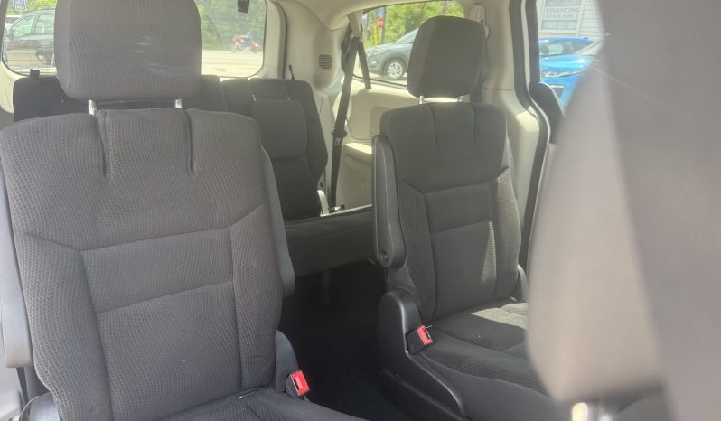 2019 Dodge Grand Caravan SXT full