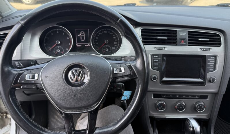 2015 Volkswagen Golf Standard Model Comfortline full