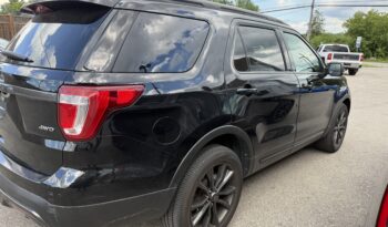 2017 Ford Explorer XLT full