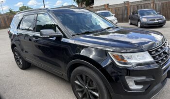 2017 Ford Explorer XLT full