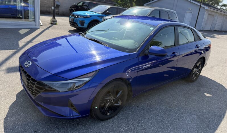 2022 Hyundai Elantra Preferred
