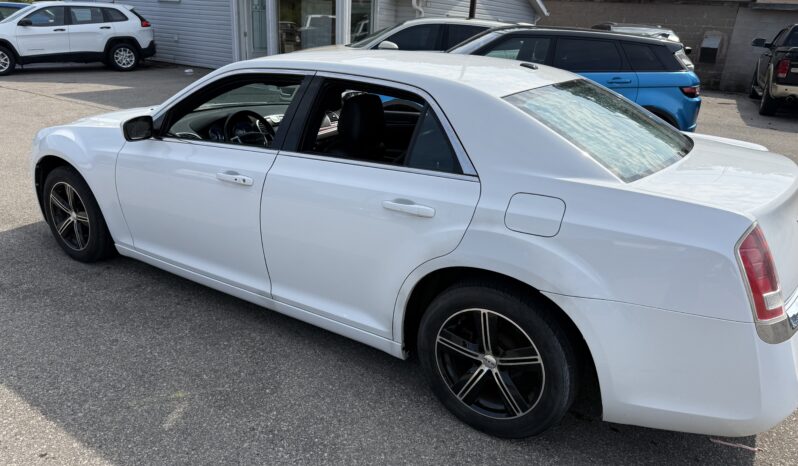 2014 Chrysler 300 Touring full