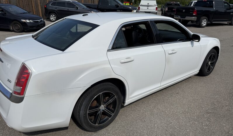 2014 Chrysler 300 Touring full