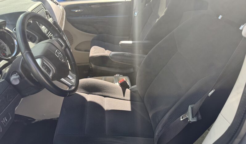 2014 Dodge Grand Caravan SXT full