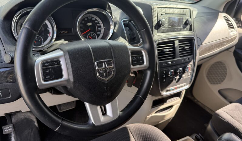 2014 Dodge Grand Caravan SXT full
