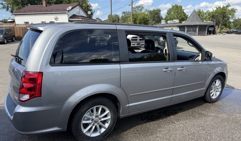 2014 Dodge Grand Caravan SXT full