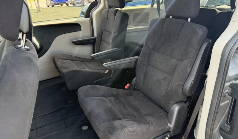 2014 Dodge Grand Caravan SXT full
