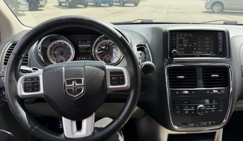 2016 Dodge Grand Caravan Crew Plus full