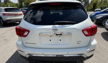 2017 Nissan Pathfinder full