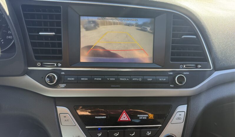 2017 Hyundai Elantra GL full
