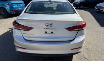 2017 Hyundai Elantra GL full