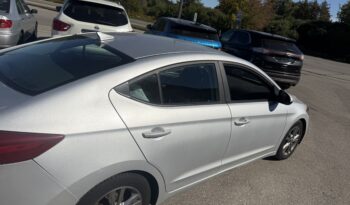 2017 Hyundai Elantra GL full