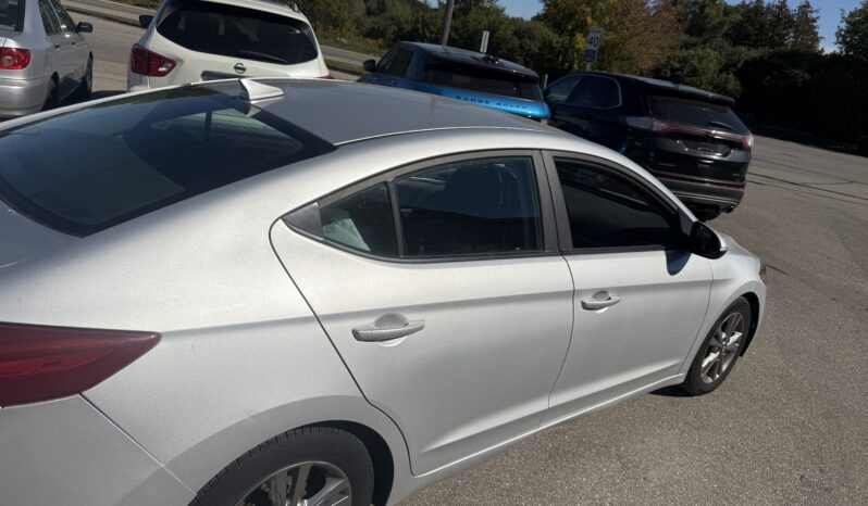 2017 Hyundai Elantra GL full