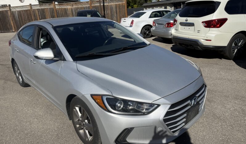 2017 Hyundai Elantra GL full