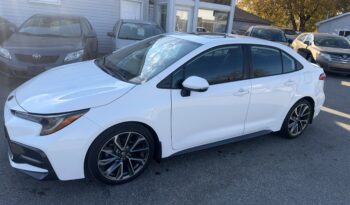 2020 Toyota Corolla Sedan SE full